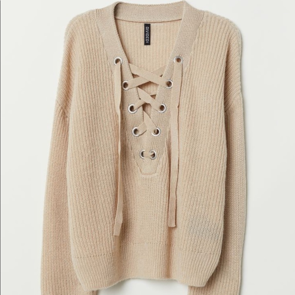 H&M Cropped Lace Up Sweater